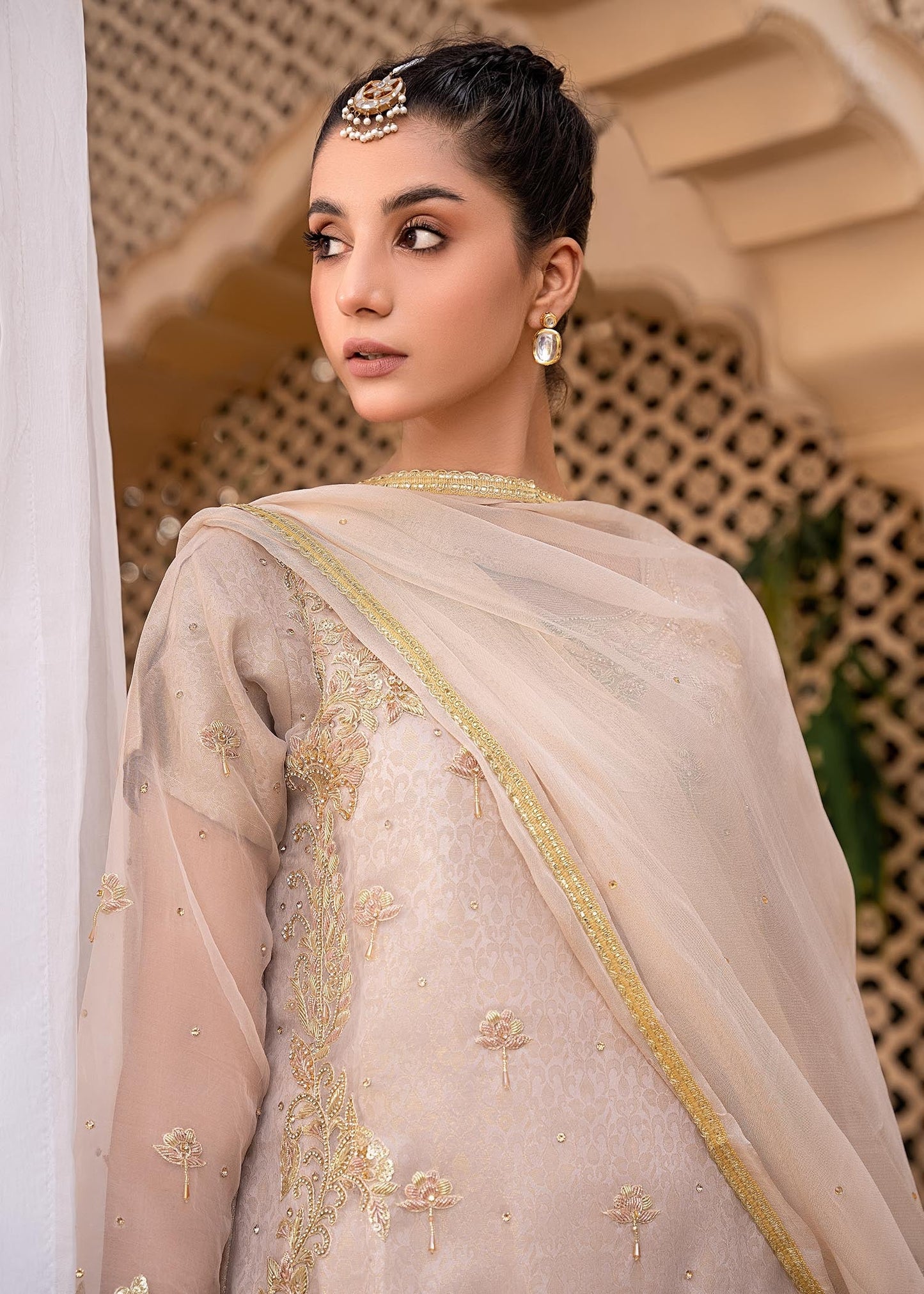 laal Clothing LA - 018 Gold