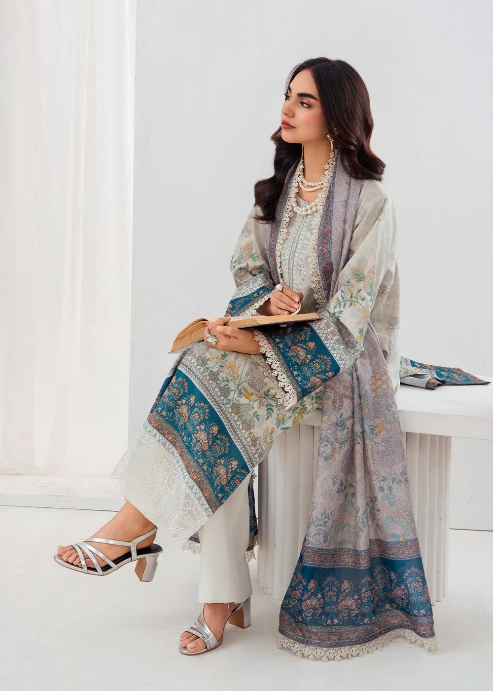 Lawn Set- Pakistani suits