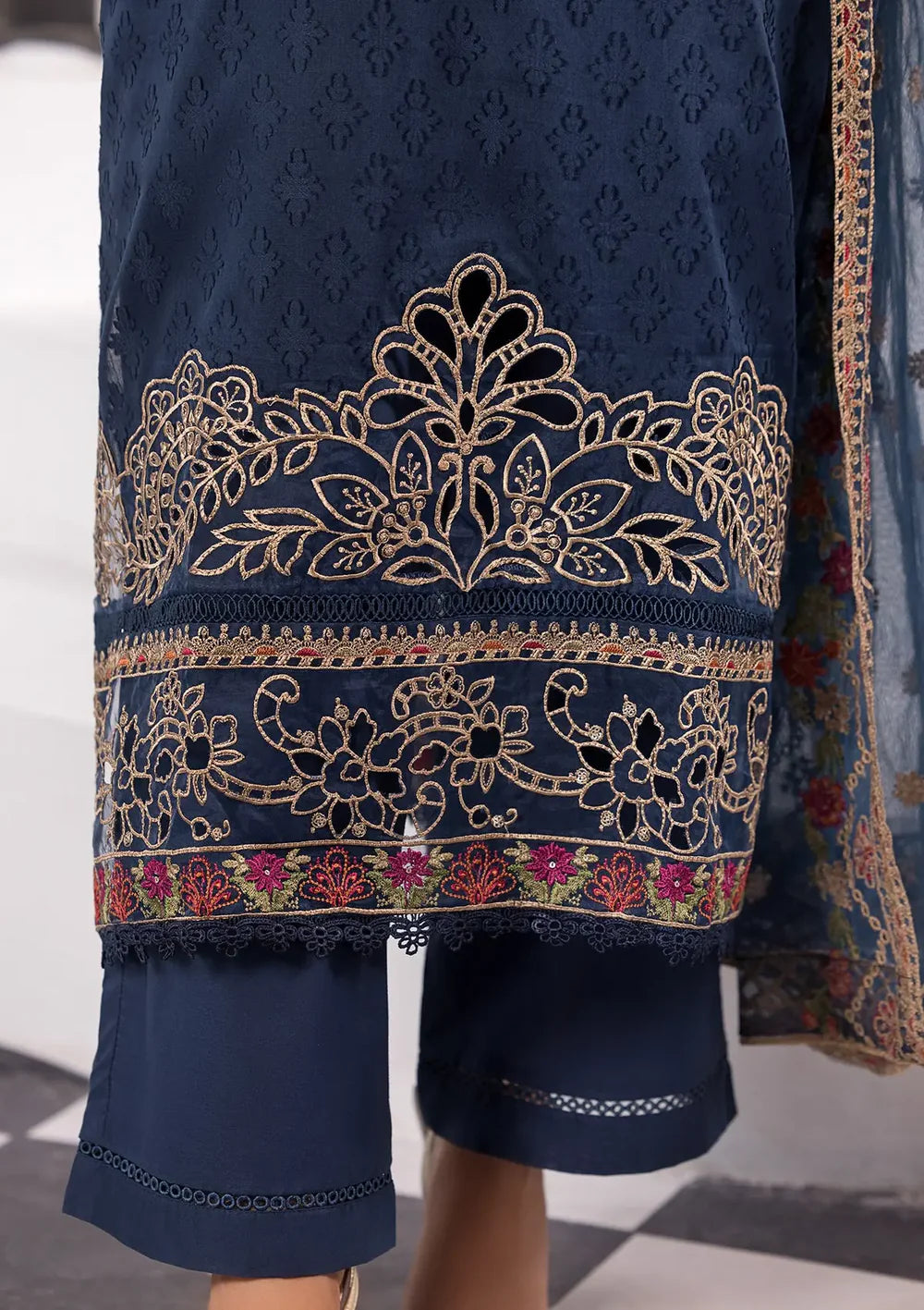 Embroidered Lawn