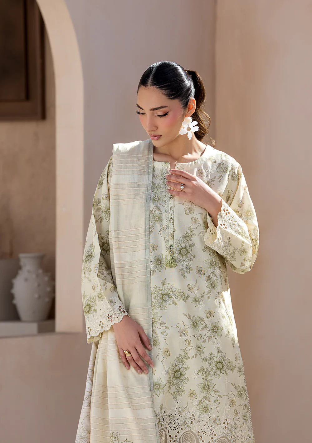 PRINTED CHICKENKARI LAWN