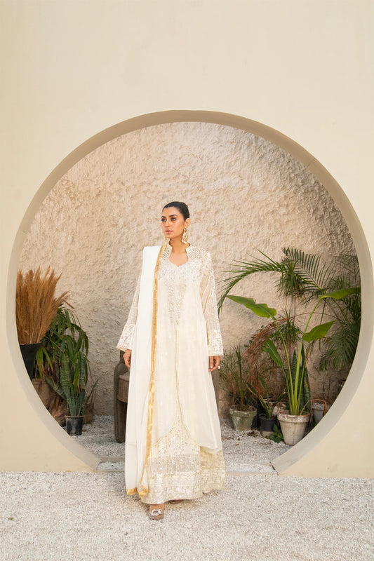 Elegant Queen- White